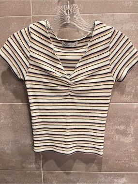 Hollister Cream Ribbed V-Neck Tee with Black, Pink & Navy Stripes